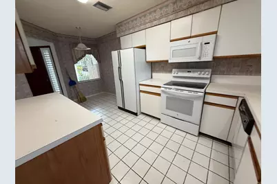 308 NW 97th Avenue, Plantation, FL 33324 - Photo 7