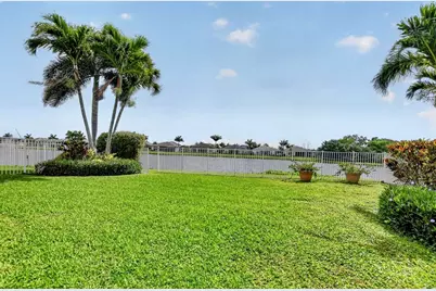 7879 Monarch Court, Delray Beach, FL 33446 - Photo 37