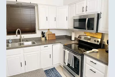 1067 SW 3rd Street, Hallandale Beach, FL 33009 - Photo 3