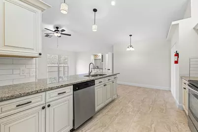 2141 SW Bayshore Boulevard, Port Saint Lucie, FL 34984 - Photo 11