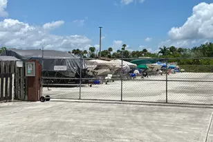 390 SW South River Dr, Stuart, FL 34997 - Photo 43