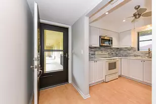 390 SW South River Dr, Stuart, FL 34997 - Photo 19