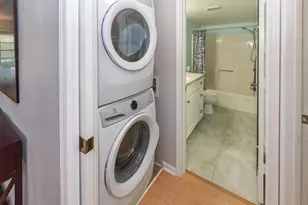 390 SW South River Dr, Stuart, FL 34997 - Photo 27