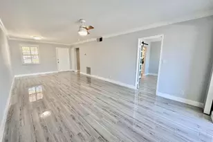 312 Northlake Dr, North Palm Beach, FL 33408 - Photo 9