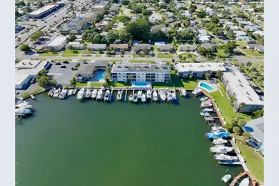 312 Northlake Drive #104, North Palm Beach, FL 33408 - Photo 21