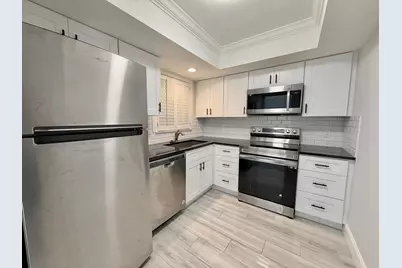 312 Northlake Drive #104, North Palm Beach, FL 33408 - Photo 11
