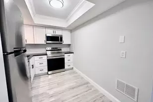 312 Northlake Dr, North Palm Beach, FL 33408 - Photo 3