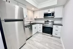 312 Northlake Dr, North Palm Beach, FL 33408 - Photo 5