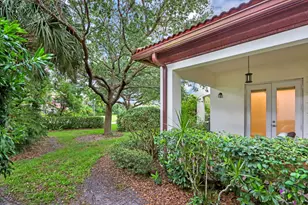 1904 Flower Dr, Palm Beach Gardens, FL 33410 - Photo 45