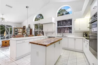 7828 Dorchester Road, Boynton Beach, FL 33472 - Photo 15