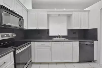 8146 Windgate Drive, Boca Raton, FL 33496 - Photo 5