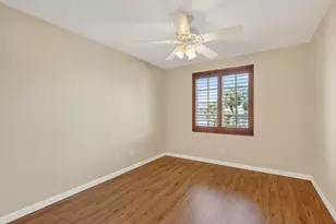 1021 SE Westminster Pl, Stuart, FL 34997 - Photo 47