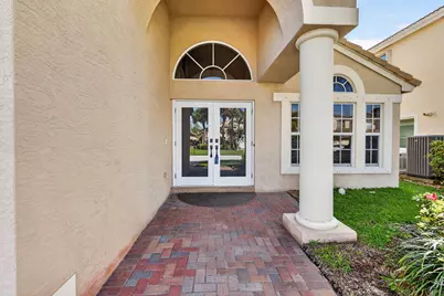 1021 SE Westminster Place, Stuart, FL 34997 - Photo 9