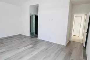 9360 Cove Point Cir, Boynton Beach, FL 33472 - Photo 13