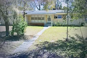 6751 Alaro Rd, Jacksonville, FL 32209 - Photo 1