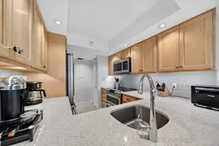 218 NE Edgewater Dr, Hutchinson Island, FL 34996 - Photo 25