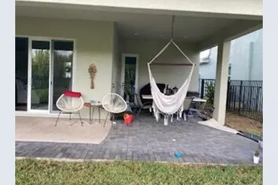 15402 Goldfinch Circle, The Acreage, FL 33470 - Photo 9