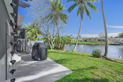 8992 Palm Tree Lane #8992, Pembroke Pines, FL 33024 - Photo 37