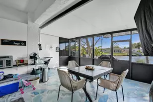 8992 Palm Tree Ln, Pembroke Pines, FL 33024 - Photo 15