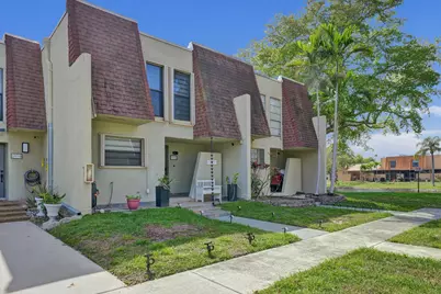 8992 Palm Tree Lane #8992, Pembroke Pines, FL 33024 - Photo 33