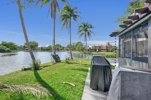 8992 Palm Tree Ln, Pembroke Pines, FL 33024 - Photo 31