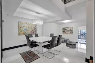 8992 Palm Tree Ln, Pembroke Pines, FL 33024 - Photo 9