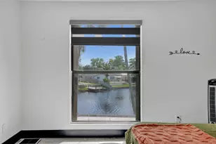 8992 Palm Tree Ln, Pembroke Pines, FL 33024 - Photo 25