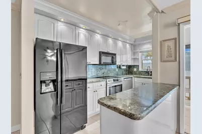 2000 Diana Drive #207, Hallandale Beach, FL 33009 - Photo 17