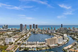 2000 Diana Dr, Hallandale Beach, FL 33009 - Photo 35