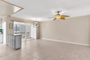 2000 Diana Dr, Hallandale Beach, FL 33009 - Photo 13