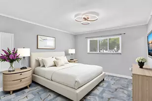 2000 Diana Dr, Hallandale Beach, FL 33009 - Photo 25