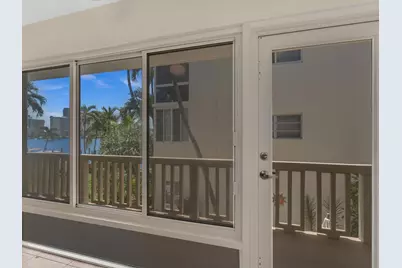2000 Diana Drive #207, Hallandale Beach, FL 33009 - Photo 5