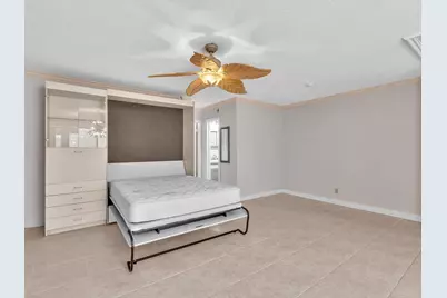 2000 Diana Drive, Hallandale Beach, FL 33009 - Photo 33