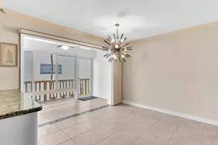 2000 Diana Dr, Hallandale Beach, FL 33009 - Photo 11