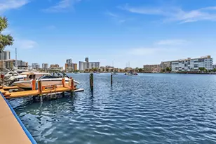 2000 Diana Dr, Hallandale Beach, FL 33009 - Photo 45