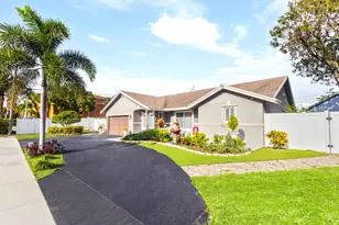 4040 NE 6th Ave, Deerfield Beach, FL 33064 - Photo 1