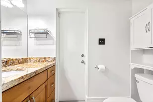 4040 NE 6th Ave, Deerfield Beach, FL 33064 - Photo 17