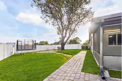 4040 NE 6th Avenue, Deerfield Beach, FL 33064 - Photo 27