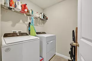 5672 SE Edgewater Cir, Stuart, FL 34997 - Photo 21