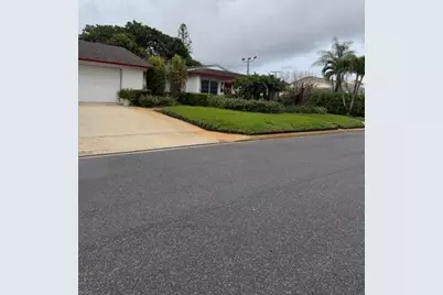 1556 W 35th Street, Riviera Beach, FL 33404 - Photo 3
