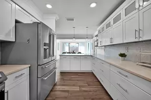 908 SE 16th St, Deerfield Beach, FL 33441 - Photo 9