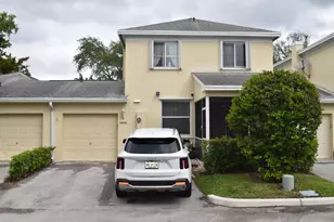 10881 Sea Hibiscus Ln, Tamarac, FL 33321 - Photo 3