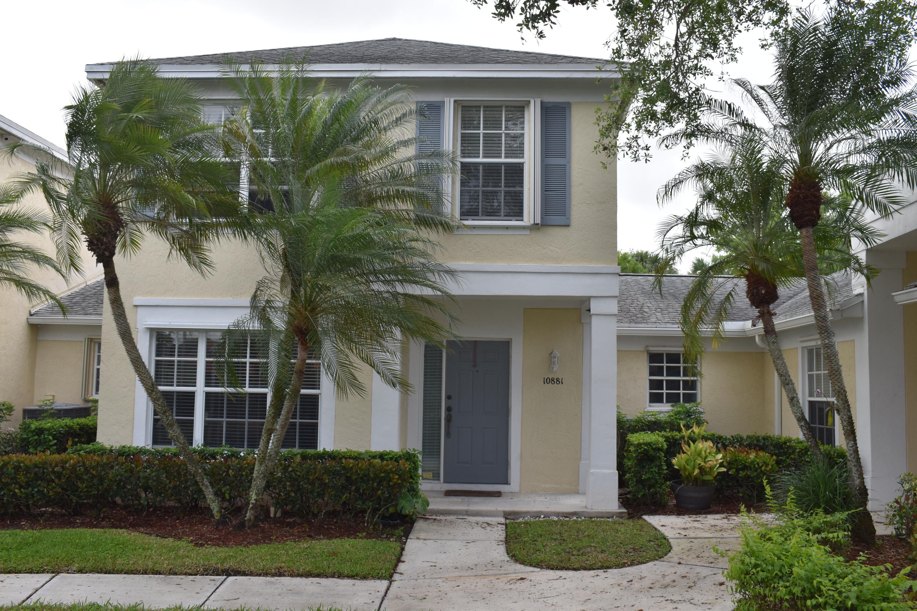 10881 Sea Hibiscus Ln - 10881 Sea Hibiscus Ln, Tamarac, FL 33321 Luxury Property | Jose Angel Pina