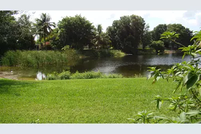 3845 Victoria Drive, West Palm Beach, FL 33406 - Photo 3