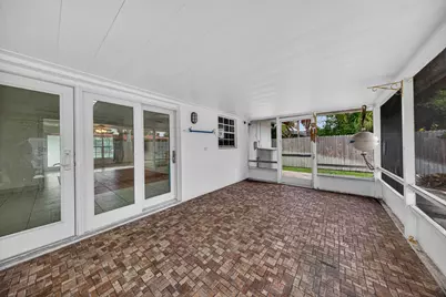 3213 Dover Road, Pompano Beach, FL 33062 - Photo 11
