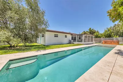 3213 Dover Road, Pompano Beach, FL 33062 - Photo 1