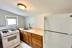 313 S Lakeside Dr, Lake Worth Beach, FL 33460 - Photo 3