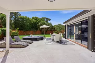 2596 La Cristal Cir, Palm Beach Gardens, FL 33410 - Photo 37
