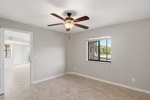 2625 Heathcote Dr, Fort Pierce, FL 34982 - Photo 9