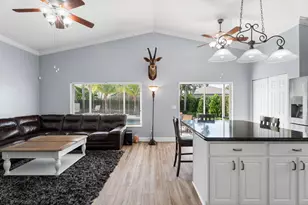 4620 SE Winter Haven Ct, Stuart, FL 34997 - Photo 9